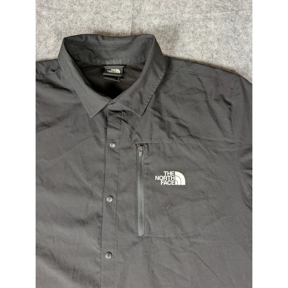 The North Face Mens Short Sleeve Button Up Shirt Black UPF 40+ Hiking Trail 5536